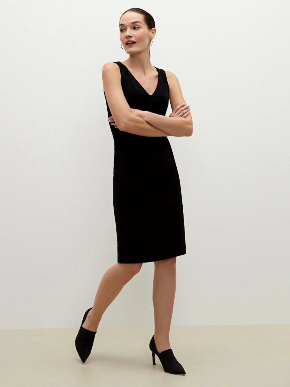 MM LaFleur The Rachel Sheath V-Neck Dress - Ponte - Picture 3 of 10